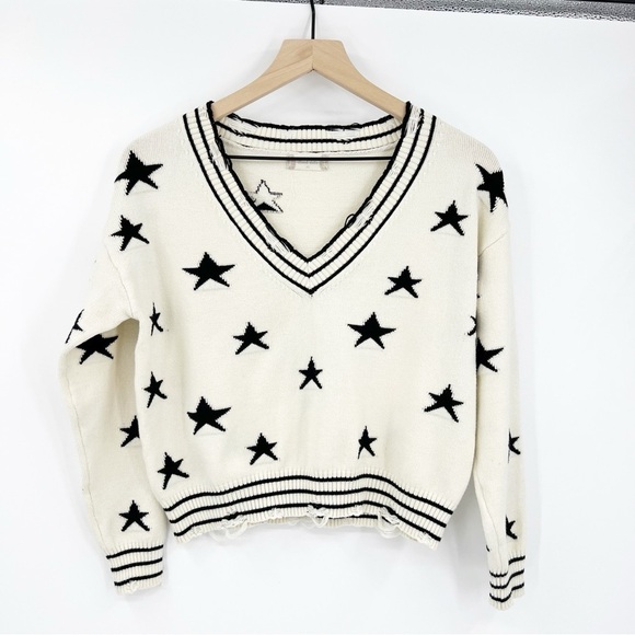 Altar'd State Thrashed Star Crop Sweater Size XS Distressed - Picture 1 of 4